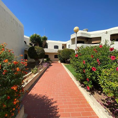 Peaceful & Spacious Apt With Parking & Queen Bed Carvoeiro  Ngoại thất bức ảnh
