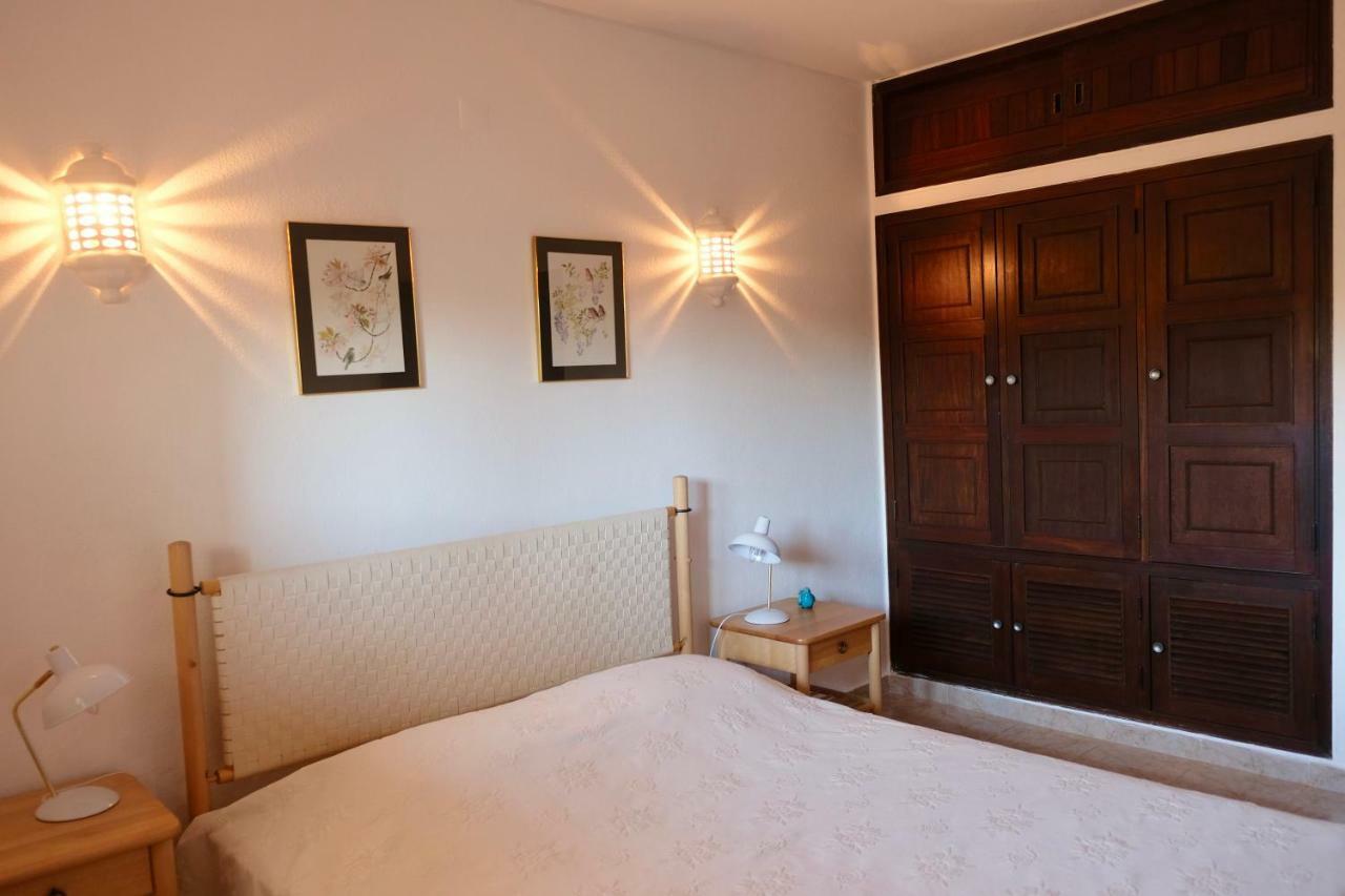 Peaceful & Spacious Apt With Parking & Queen Bed Carvoeiro  Ngoại thất bức ảnh